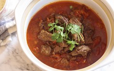 Ướp thịt bò với muối là một sai lầm! Kinh nghiệm hàng chục năm nấu ăn của mẹ tôi khiến món thịt bò mềm, đậm đà hương vị
