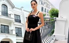 Mỹ nhân miền Tây cao 1m78 từng được chồng tặng biệt thự 10 tỷ, liên tục mua thêm BĐS cao cấp ở Hà Nội