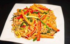Món xào với 4 nguyên liệu rẻ tiền, có đầy ngoài chợ, làm nhanh mà ngon và đưa cơm vô cùng trong ngày trời mưa