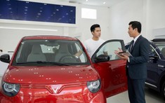  Người ít cầm vô-lăng nói gì sau lần đầu lái VinFast VF 2?