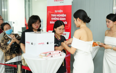 Khách hàng Viettel Store được trải nghiệm iPhone 18 Pro series giữa không gian Metro Bến Thành