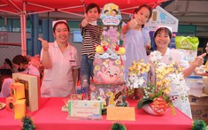 Khi ánh đèn Trung thu thắp sáng những mái nhà bệnh viện
