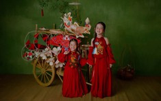 2 con gái Trương Mỹ Nhân diện đồ Trung thu xinh như búp bê, ngoại hình chuẩn bản sao của mẹ