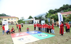 Chia sẻ cùng thầy cô 2026: Mang “Lớp học reo vui” đến với các em học sinh miền núi