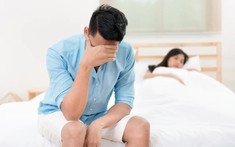 Nhiều nam giới trẻ gặp trục trặc trong ‘chuyện ấy’ dù cơ thể khỏe mạnh: Bác sĩ chỉ ra ‘thủ phạm’ ít ai ngờ