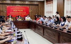 Agribank cùng Đoàn đại biểu Quốc hội thành phố Hà Nội trao 1 tỷ đồng hỗ trợ xây dựng Nhà Đại đoàn kết