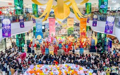 Gen Z không cần visa vẫn "ăn" trung thu châu Á ngay tại Parc Mall