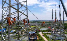 Sắp xóa bù chéo giữa giá điện sinh hoạt và sản xuất