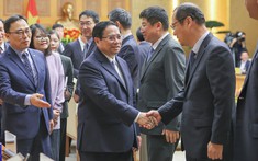 Thủ tướng gặp 35 tập đoàn Hàn Quốc, muốn tăng đầu tư vào AI, năng lượng xanh ở Việt Nam
