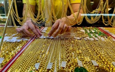 Giá vàng hôm nay 29-4: Vàng trong nước giảm
