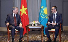 Tổng Bí thư Tô Lâm hội kiến Chủ tịch Thượng viện Kazakhstan, thúc đẩy hợp tác nghị viện và kinh tế song phương