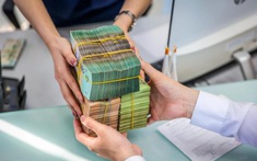 Thị trường trái phiếu tháng 4/2025: Phát hành mới giảm, Vingroup và BIDV lên kế hoạch gọi vốn lớn