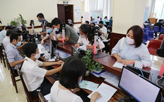 Bổ sung 44.000 tỷ đồng chi trả chế độ cán bộ nghỉ việc, 6.623 tỷ đồng để miễn học phí