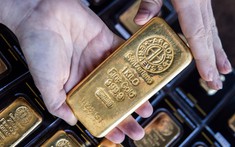 Giá vàng hôm nay 21-5: Tăng mạnh, vượt mốc 3.300 USD
