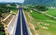 Tuyến cao tốc gần 10.000 tỷ đi qua địa phận Hoà Bình, Sơn La đang triển khai đến đâu?