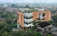 Văn phòng làm việc ấn tượng với mái vòm và không gian xanh tại Jakarta