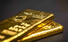Ông Trump vừa áp thuế 25% lên hàng hóa từ Nhật Bản và Hàn hi88 hi880, giá vàng phản ứng ra sao?