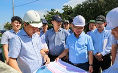 Chủ tịch UBND thành phố Đà Nẵng kiểm tra thực tế nhà cái hi88 Khu Thương mại tự do
