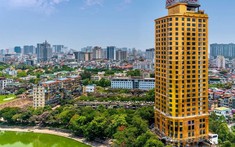 Doanh nghiệp đứng sau khách sạn dát vàng báo lỗ
