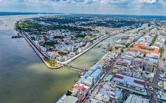 Vĩnh Long kiến nghị tháo gỡ vướng mắc trong phát triển hạ tầng, nhà ở xã hội