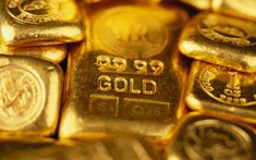 Giá vàng “bấp bênh” nhưng vẫn sáng giá: Goldman Sachs dự báo chạm 4.900 USD nhờ sức mua từ ngân hàng trung ương