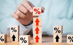 Loạt ngân hàng đồng loạt tăng lãi suất: Người gửi tiết kiệm hưởng lợi ra sao?