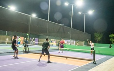 Ở gần sân Pickleball ồn ào xuyên đêm: Chuyển nhà hay báo chính quyền?