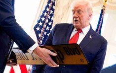 Thuế quan của ông Trump nóng trở lại