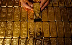 JPMorgan dự báo giá vàng có thể chạm 8.000 USD/ounce vào cuối thập kỷ