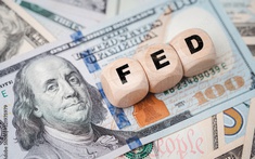 Chuyên gia nhận định Fed khó hạ lãi suất sớm, chính sách có thể giữ nguyên nhiều tháng tới