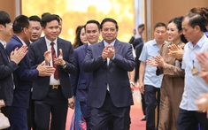 Thủ tướng chủ trì hội nghị thúc đẩy tăng trưởng hai con số