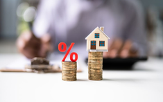 Big4 giữ nguyên lãi suất, ngân hàng tư nhân trả tới 8%/năm