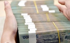 Dòng tiền vào ngân hàng tăng tốc, vượt tăng trưởng tín dụng