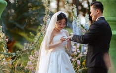 Thái Trinh nhắn gửi ông xã trong lễ cưới: "Cảm ơn kiếp này, chúng ta lại được bên nhau"