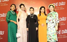 Khương Ngọc khẳng định phim "Chị dâu" khác biệt, hé lộ lý do dàn cast nam mờ nhạt trước Hồng Đào - Việt Hương