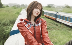 Thiều Bảo Trâm "tung hint" cho MV comeback: Nhạc "không lời" về tình yêu mập mờ, nam chính giấu mặt