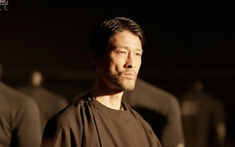 Johnny Trí Nguyễn xuất hiện lần đầu đầy ấn tượng trong casting call "Hộ linh tráng sĩ - Bí ẩn mộ vua Đinh"