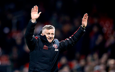 Các huyền thoại Man Utd chúc mừng Solskjaer