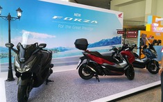 Sau X-ADV 150, Honda ra mắt mẫu xe ga Honda Forza 300 2019 với ngoại hình hầm hố