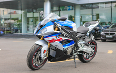 Giá xe BMW Motorrad mới nhất tháng 7/2019