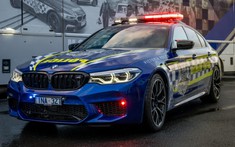 BMW M5 Competition là chiếc xe cảnh sát khiến các tên tội phạm sợ xanh mặt