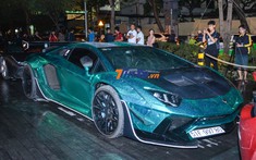 Đánh giá nhanh bộ áo của siêu xe Lamborghini Aventador Limited Edition 50 được thực hiện trong 24 giờ