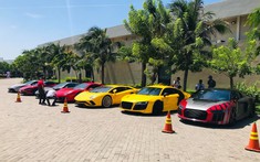 Ferrari 488 GTB của Tuấn Hưng cùng dàn siêu xe đắt giá tụ tập tại nhà hàng Cường "Đô-la" ở Vũng Tàu