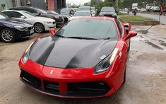 Siêu xe Ferrari 488 GTB của Tuấn Hưng xuất hiện với ngoại hình mới lại còn khoe tiếng máy V8 ấn tượng