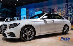 Vừa mở bán đã "cháy hàng", Mercedes-Benz E 350 AMG 2019 có gì mà hấp dẫn đến vậy?