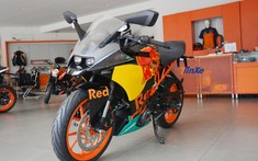Đánh giá nhanh KTM RC 390 phiên bản MotoGP Edition 2019 tại Việt Nam