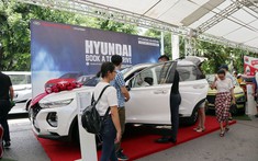 Hội chợ ô tô lớn nhất miền Bắc thu hút hàng nghìn lượt khách tham dự và đăng ký lái thử xe