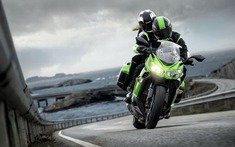 Kawasaki Z1000SX: Giá xe Z1000SX mới nhất tháng 07/2019 hôm nay