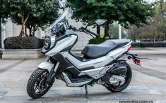 Cận cảnh xe ga adventure Lifan LF150T của Trung Quốc cạnh tranh với Honda X-ADV 150