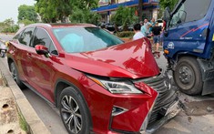 Hà Nội: Xe sang Lexus RX350 đối đầu xe bồn chở nước trên đê Yên Phụ